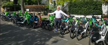 Tim with E-Bikes in St John's Wood
